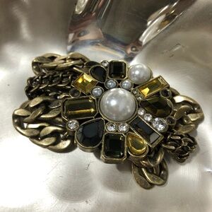 Elegant Vintage Gold and Black Bracelet signed Lia Sophia